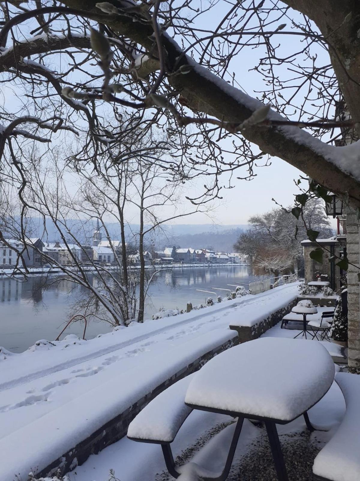 루스틴 Pieds Dans L'Eau Private Wellness Bordure De Meuse 빌라 외부 사진